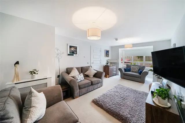 Photo 3 — Craighall Road, Kilmarnock, East Ayrshire, KA3