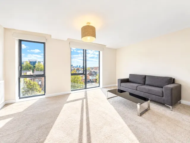 Joslin Avenue, Colindale, NW9, photo 3