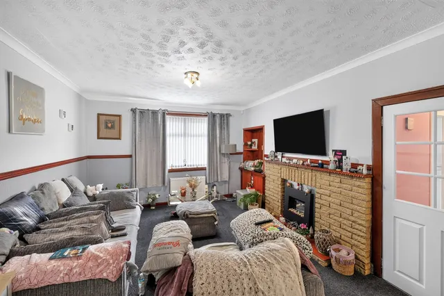 Blacklands Avenue, Kilwinning, KA13, photo 2