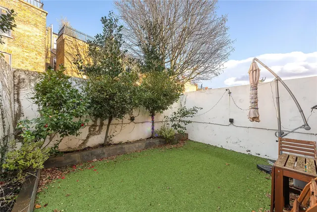 Photo 3 — Rylston Road, London, SW6