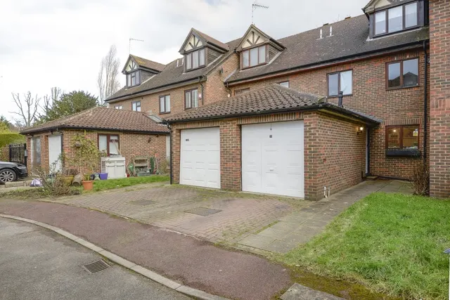 Eliot Gardens, SW15, photo 1