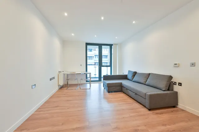 Flat 46, Osier House, 14 Quebec Way, London, photo 1