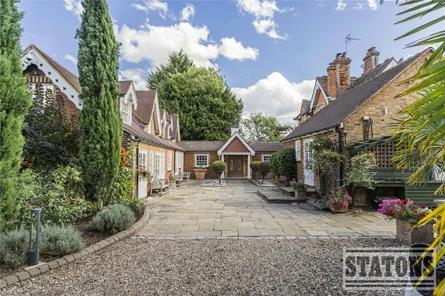 Photo 2 — Rush Green, Hertford, Hertfordshire, SG13 7SD
