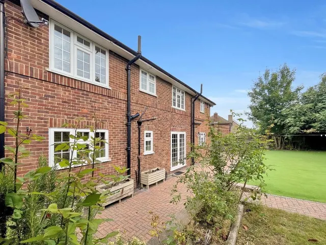 Barnfield Road, Sanderstead, photo 3