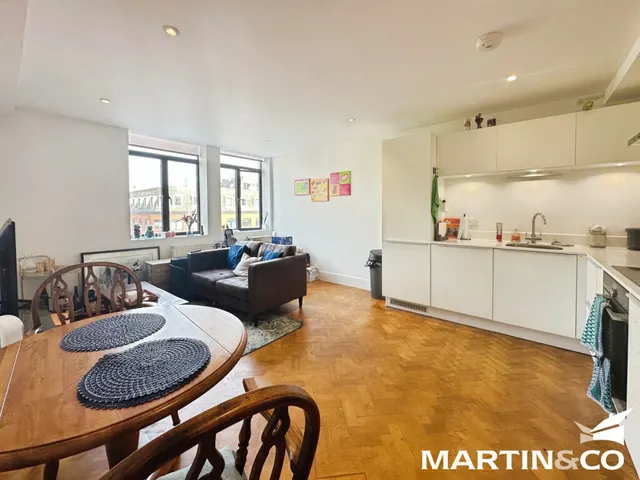 Friars House, Parkway, CM2, photo 3