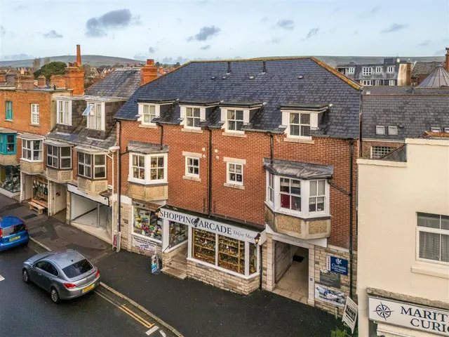 Kings Road East, BH19, photo 1