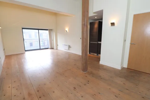 Burnett Street, Bradford, BD1, photo 2