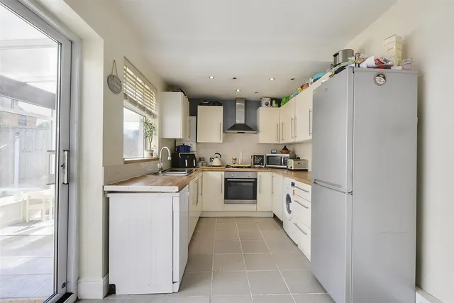 Netherfield Road, Sawley, NG10, photo 3