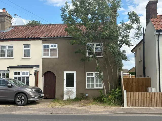 Shipdham Road, Dereham, photo 1