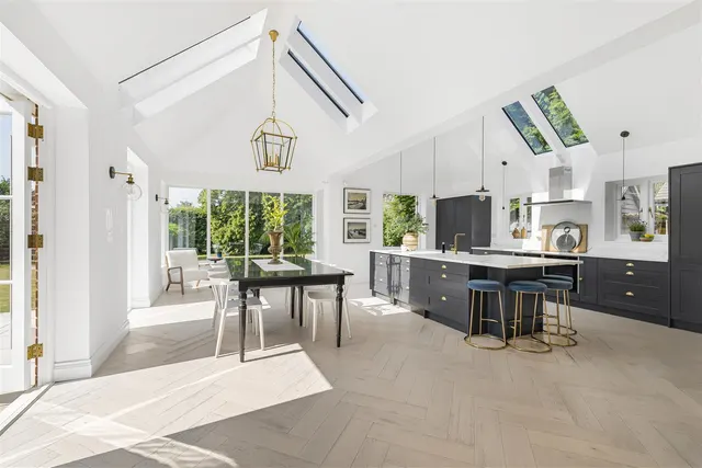 Cambridge Road, Abington, CB21, photo 2