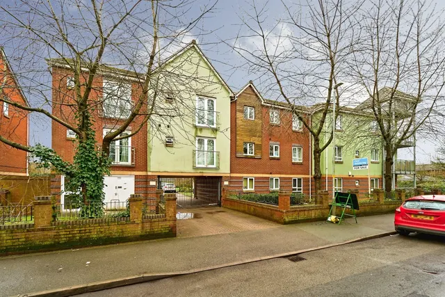 Willenhall Road, Wolverhampton, WV1, photo 2