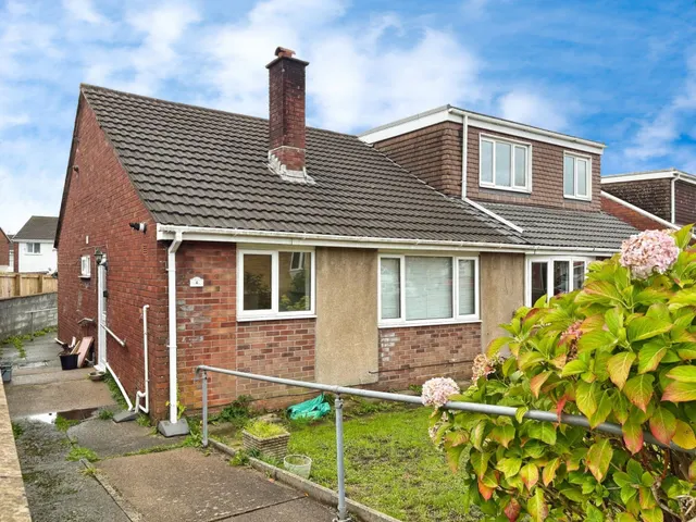 Brookside Close, Port Talbot, SA12, photo 1