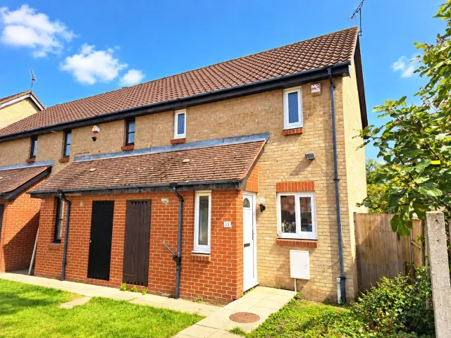 Bristol Close, Rayleigh, SS6, photo 1