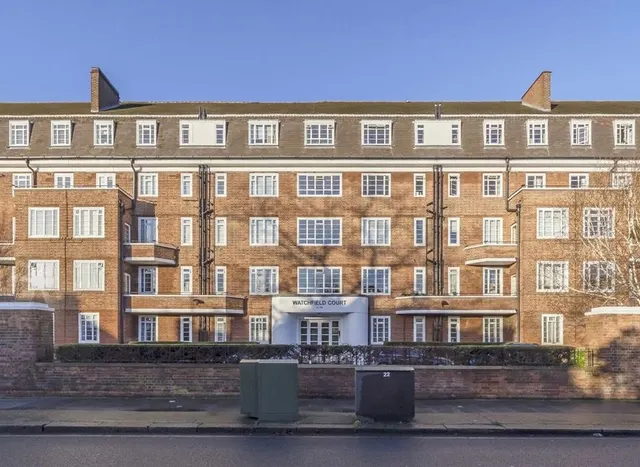 Watchfield Court, Chiswick, W4, photo 1