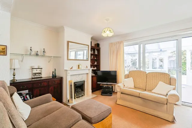 Beaulieu Place, Gosport, PO13, photo 2