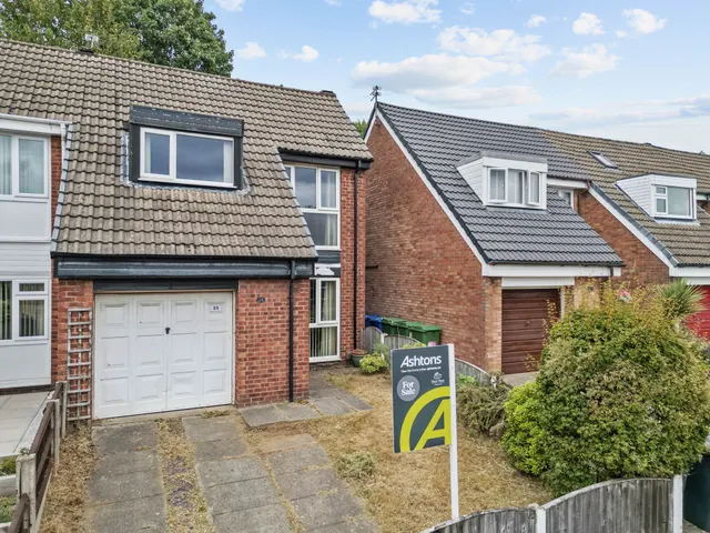 Woolacombe Close, Warrington, Warrington, WA4 2RU, photo 1