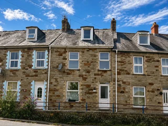 Cribbage Terrace, Bodmin, PL31, photo 1