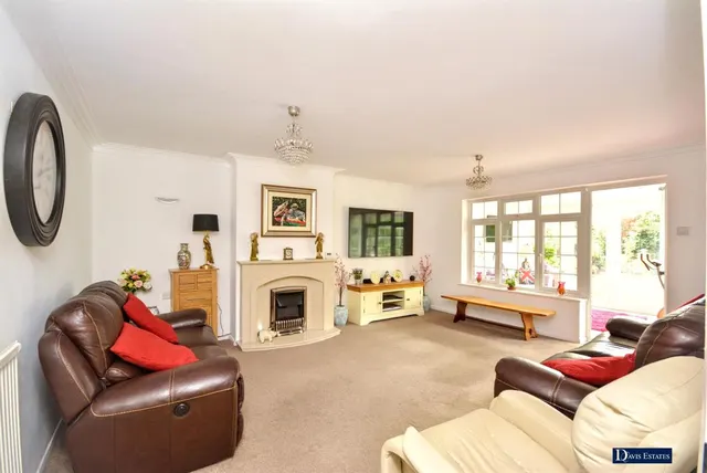 Roseacre Close, Emerson Park, RM11, photo 2
