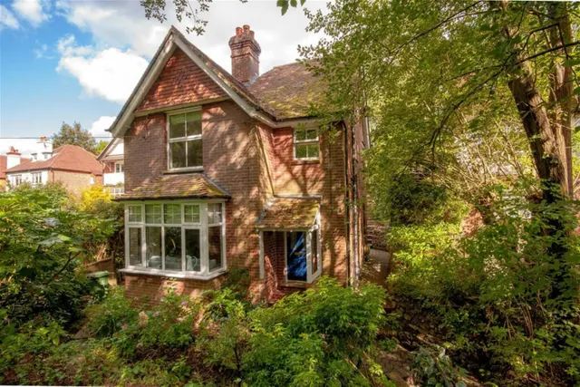 Marley Lane, HASLEMERE, GU27, photo 1