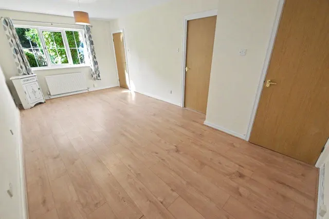 Wensleydale Avenue, Leeds, LS12, photo 2