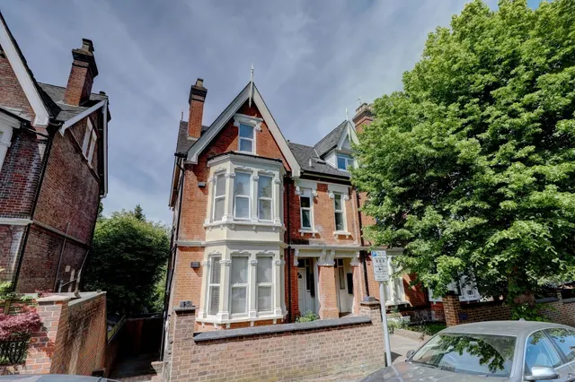 Priory Avenue, High Wycombe, HP13, photo 1