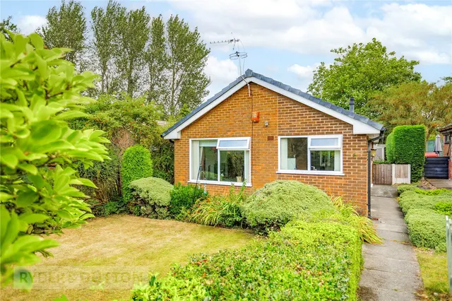 Glasson Walk, Chadderton, OL9, photo 1
