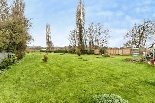 Photo 2 — Causeway Garth Lane, Thorpe Audlin, Pontefract