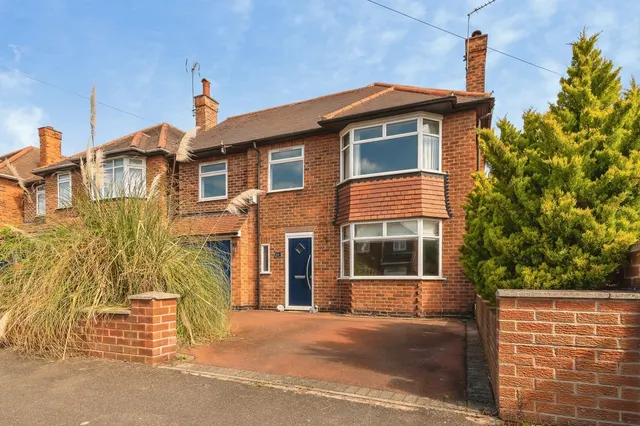 Aspley Park Drive, Nottingham, Nottinghamshire, NG8, photo 1