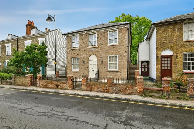 South Road, Faversham, photo 1