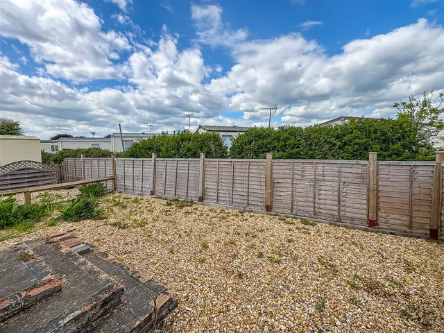 Thornlea Court, Wick, photo 2