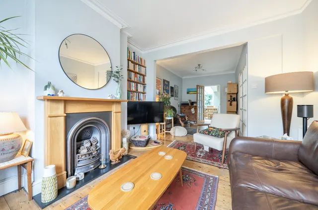 Photo 2 — Falkland Road, Barnet, EN5 4LQ