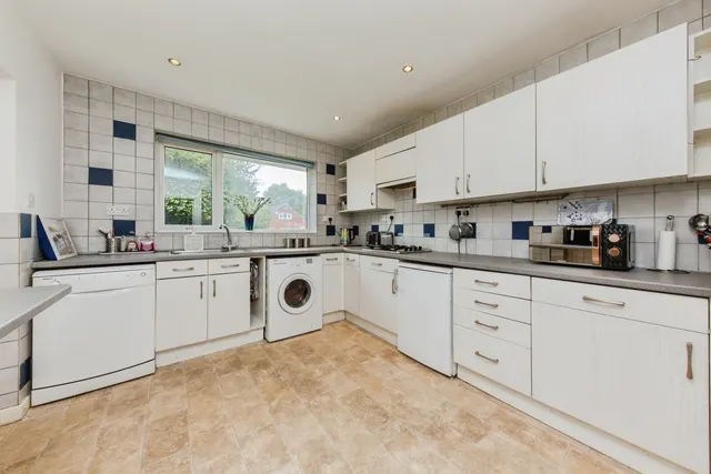 Photo 3 — Pexhill Drive, MACCLESFIELD, Cheshire, SK10