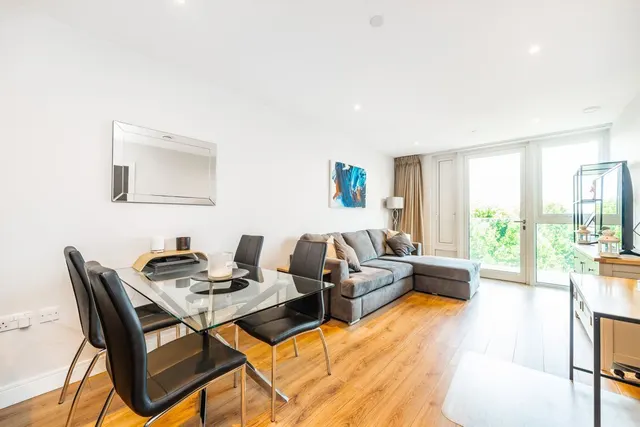 Glenthorne Road, W6, photo 2