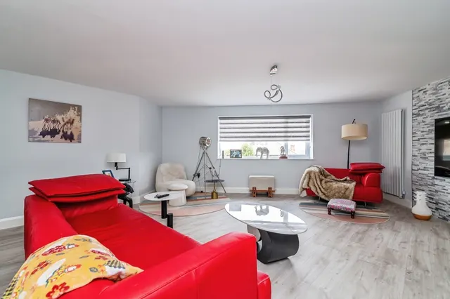 Broadway East, Nottingham, NG4, photo 3