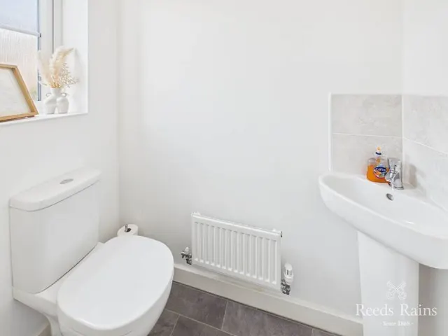 Brookes Lane, Hemlington, TS8, photo 3