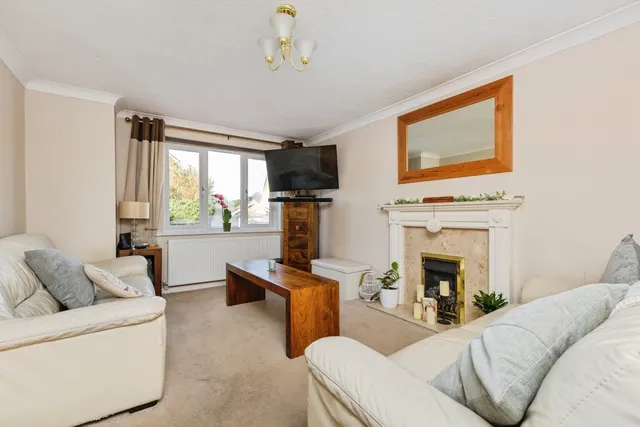 Grampian Close, Paignton, TQ4, photo 3