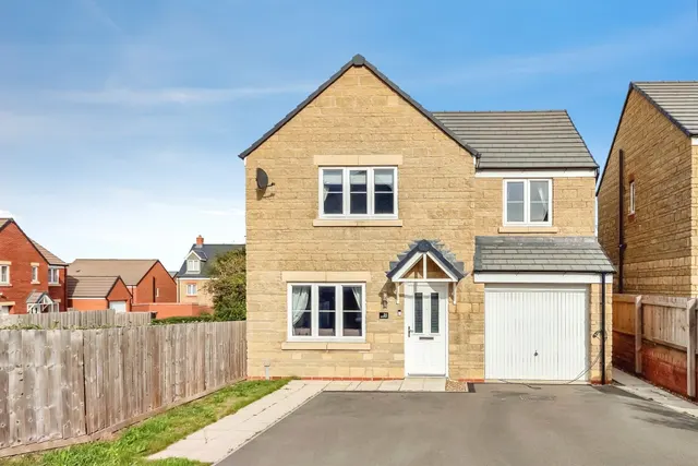 Hammond Close, Weldon, NN17, photo 1