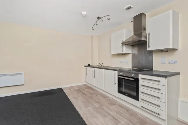 Photo 3 — Greenings Court, Warrington, Warrington, WA2 7GH