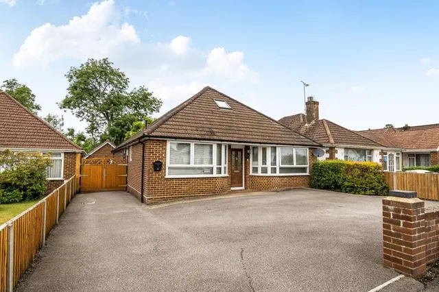 Monks Brook Close, Eastleigh, SO50, photo 1