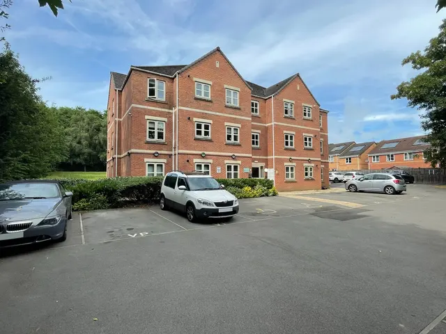 Grange Court, Wombwell, Barnsley, S73..., photo 1