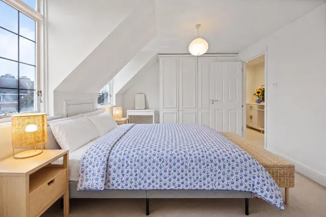 Photo 3 — Tudor Close Belsize Park, London NW3 4AG