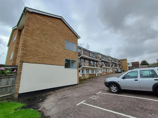 Lustrells Vale, Saltdean, photo 3