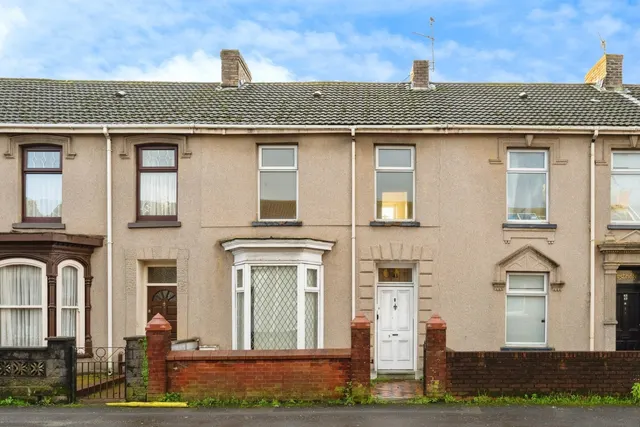 Pembrey Road, Llanelli, SA15, photo 1