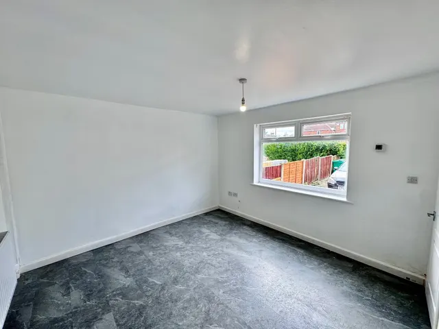 Bingley Close, Beechdale, NG8, photo 3
