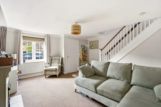 Farriers Way, Houghton Regis, LU5, photo 2