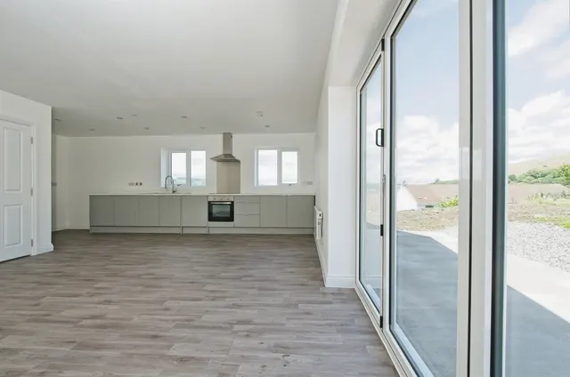 Bodwenarth Farm PONTYPRIDD, CF37, photo 3