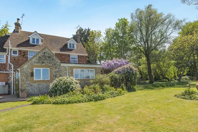Photo 3 — The Forstal, Mersham, Kent, TN25 6NX