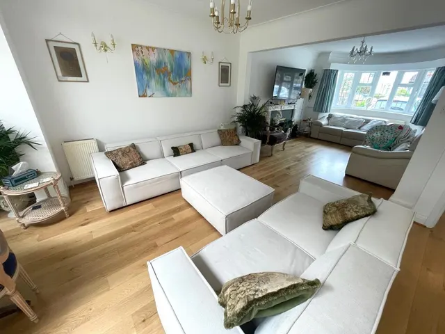 Uphill Grove, Mill Hill, photo 2