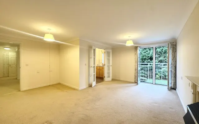 Photo 3 — Henbury Court, Kiln Lane
