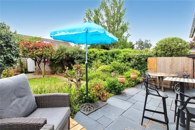 2 bedroom house — The Drive, Reydon, Southwold, Suffolk, IP18